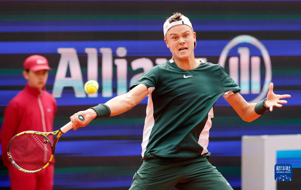 更是球员个 更是球员个