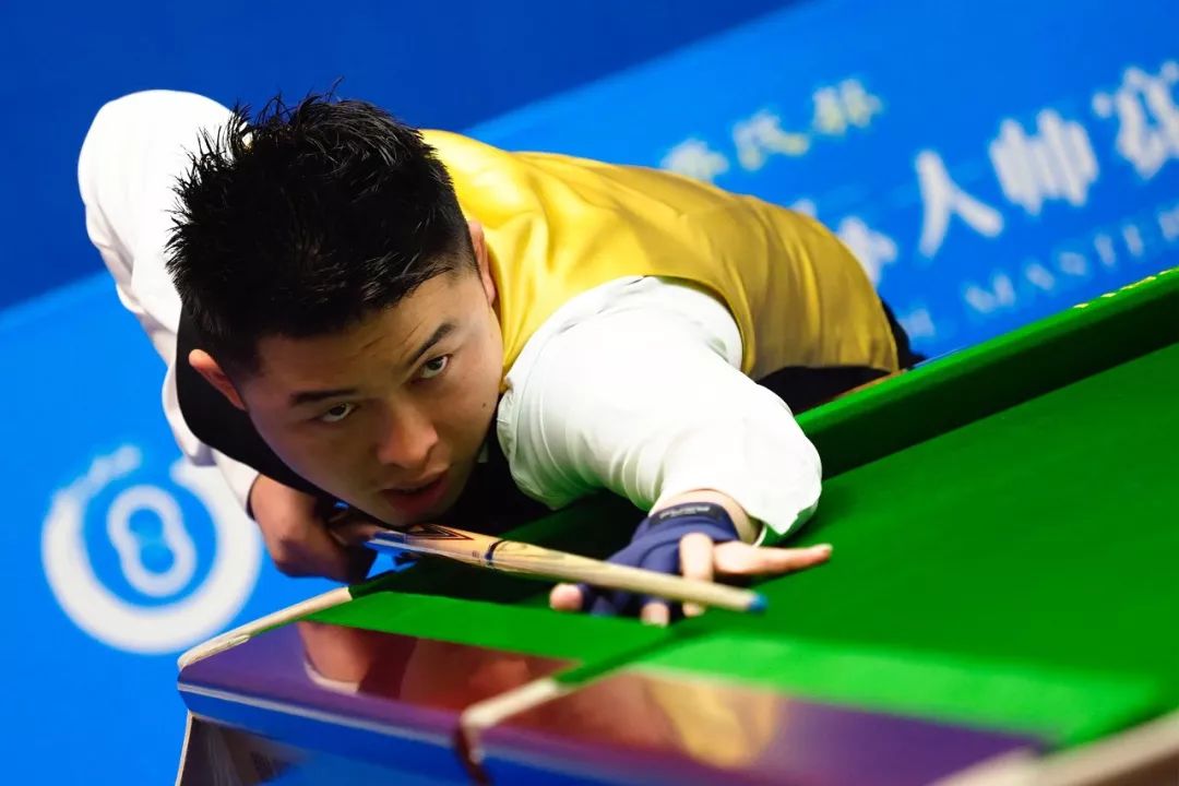 而马拉松则 而马拉松则