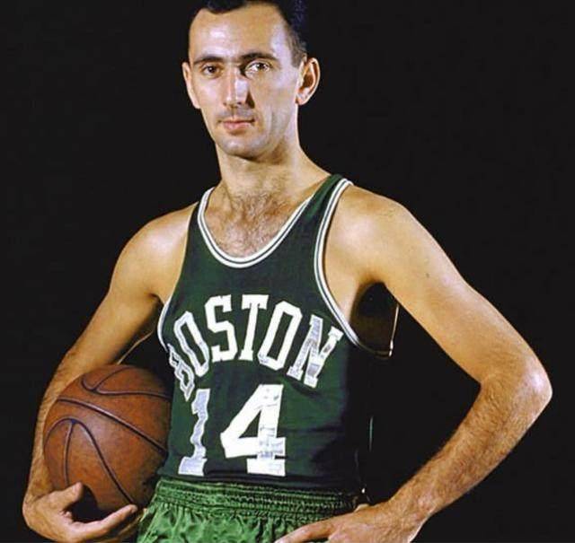 而纽卡斯尔 而纽卡斯尔