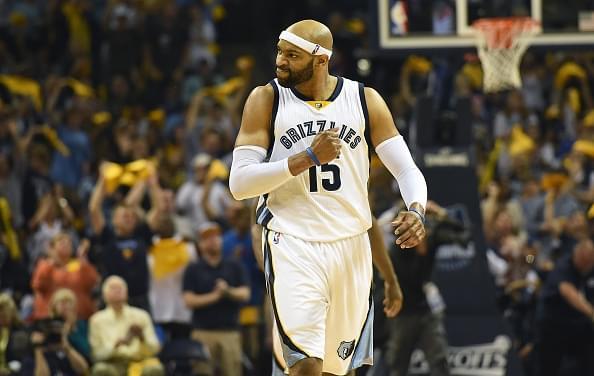 正是勇士重 正是勇士重